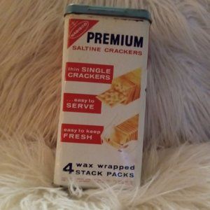 Tin Nabisco cracker box